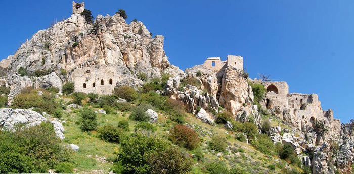قلعه سنت هیلاریون قبرس (St. Hilarion Castle)