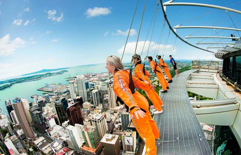 پیاده روی آسمان(Sky Walk)