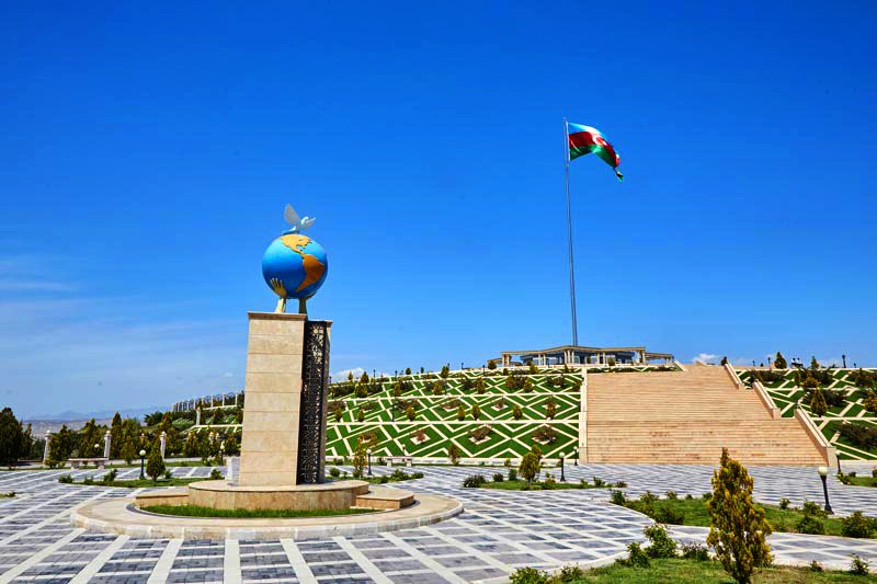 میدان پرچم ملی باکو (نمادی جدید از آذربایجان)