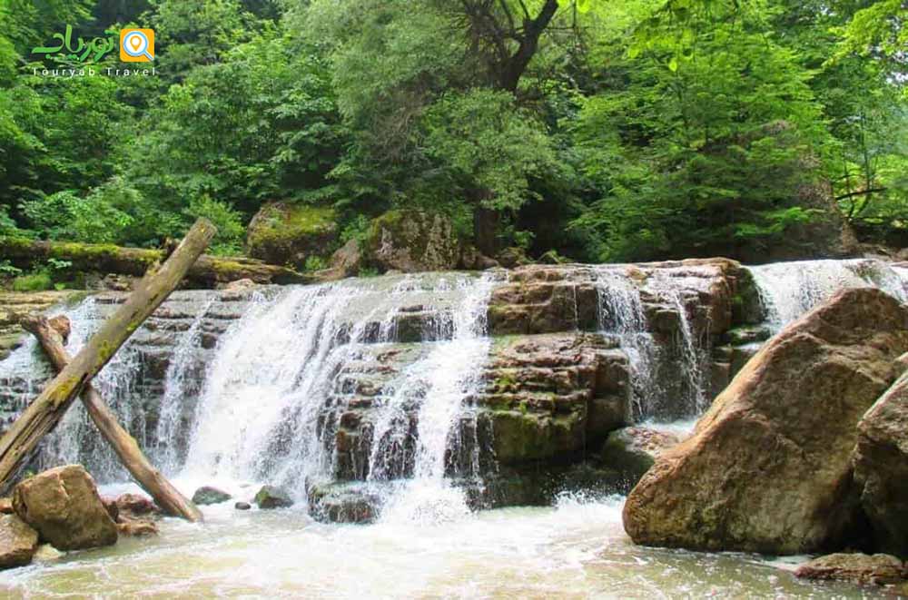 خاچاگبیور(Khachaghbyur) یا آبشار لستویر(Lastiver)