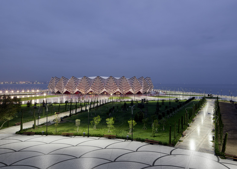 تالار کریستال باکو(Baku Crystal Hall)
