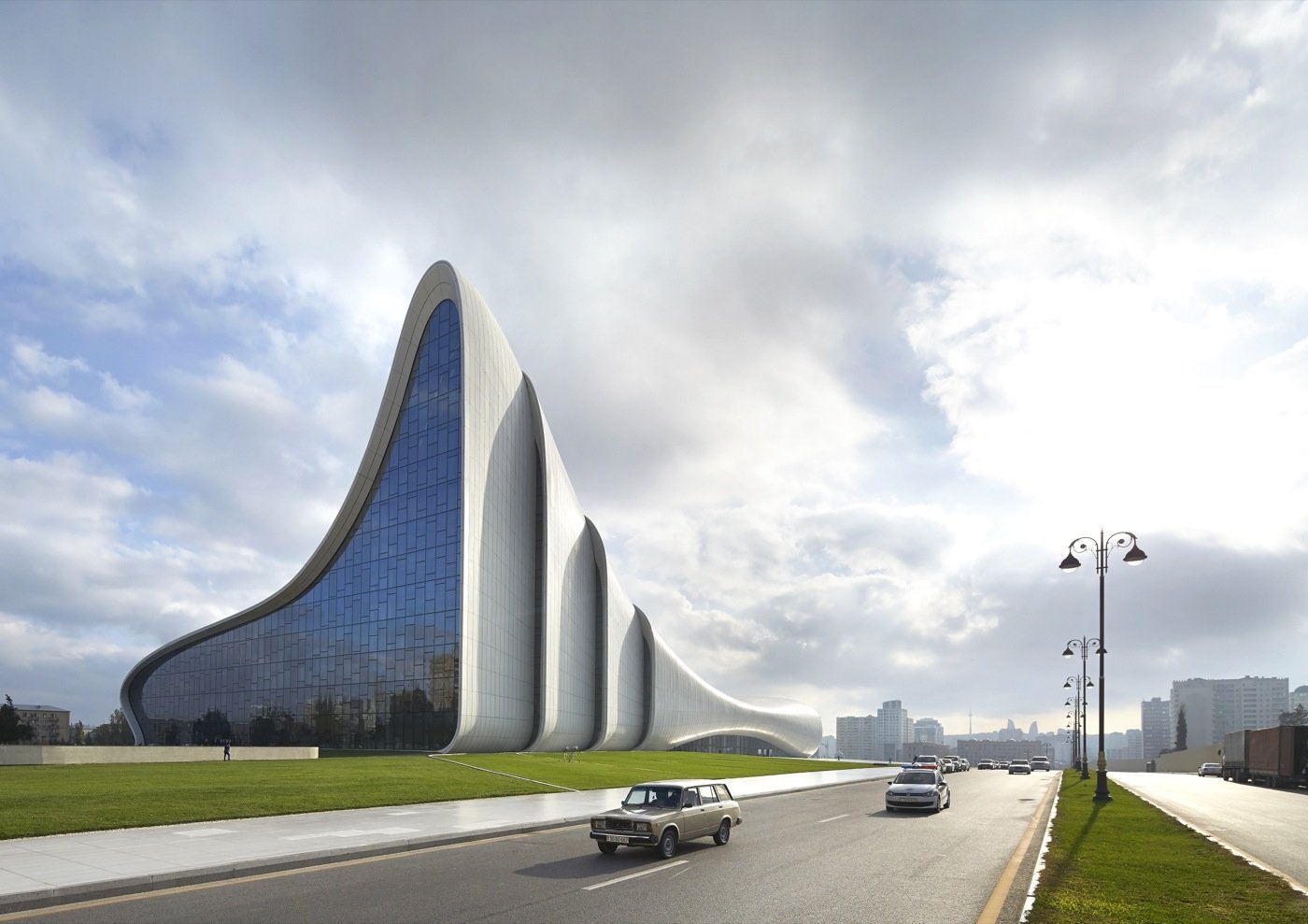 مرکز حیدر علی اف طرحی از Zaha Hadid