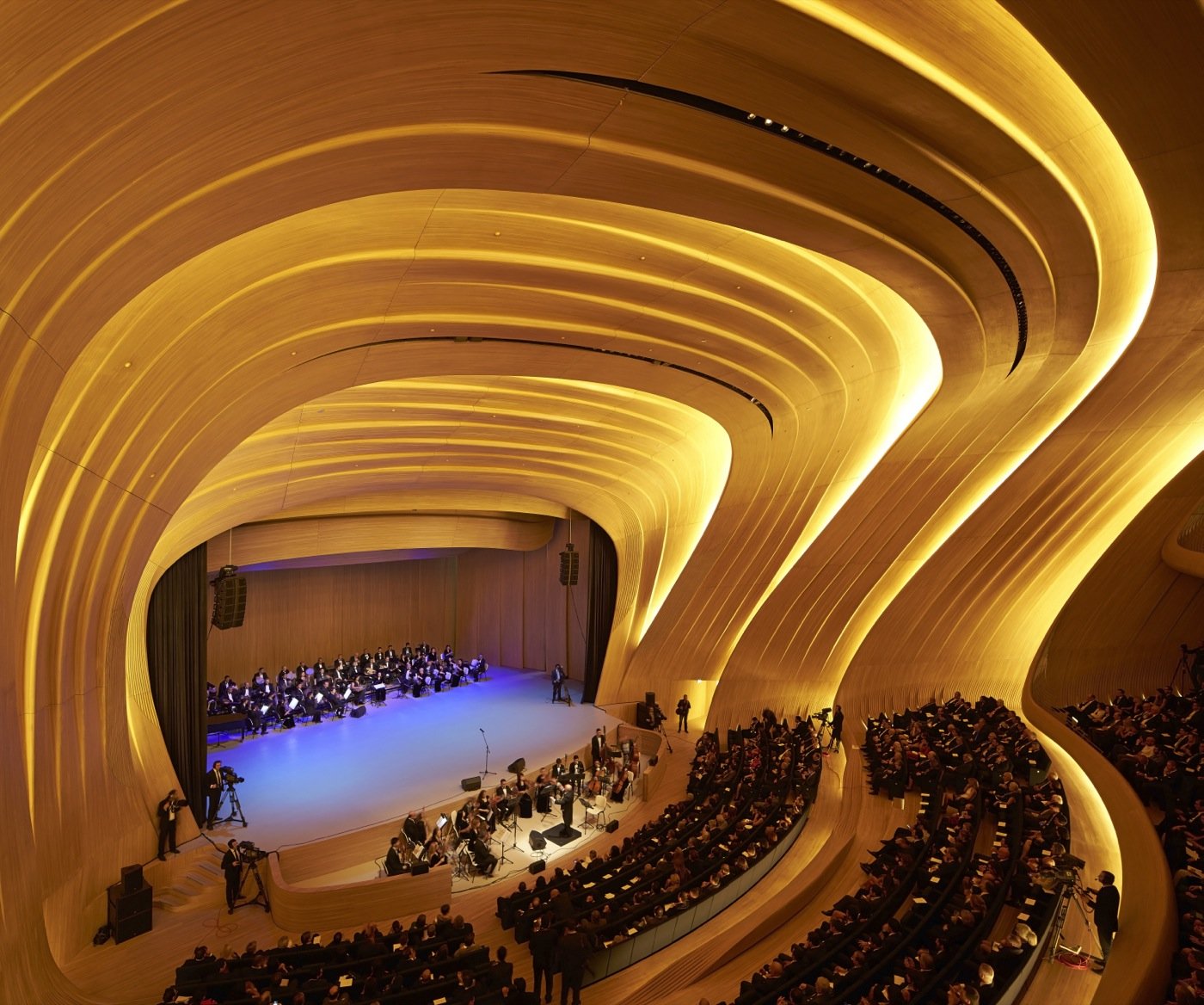 مرکز حیدر علی اف طرحی از Zaha Hadid